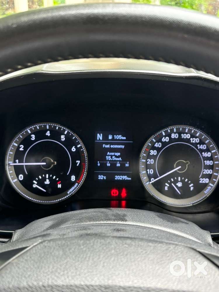 Hyundai Venue Petrol 2022