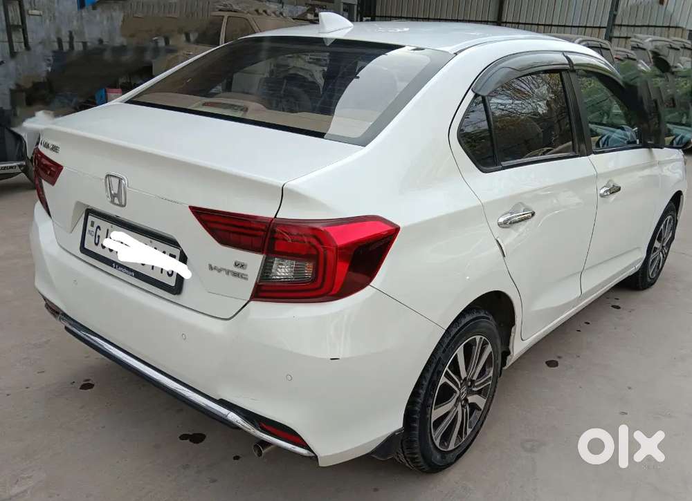 Honda Amaze 2nd Gen 2022 Petrol 15800 Km Driven