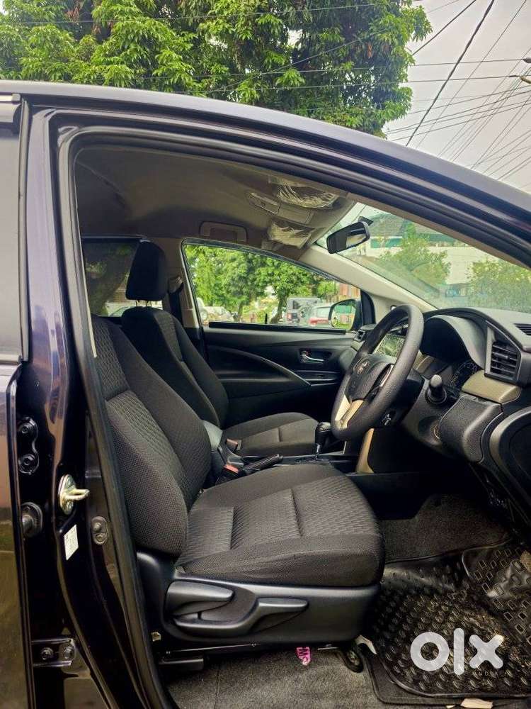 Toyota Innova Crysta [2020-ongoing] 2.4 Gx At 7 Str, 2022, Diesel