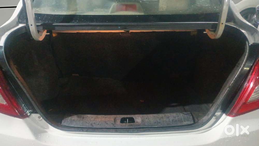Maruti Suzuki Swift Dzire 1.3 Vxi, 2015, Petrol