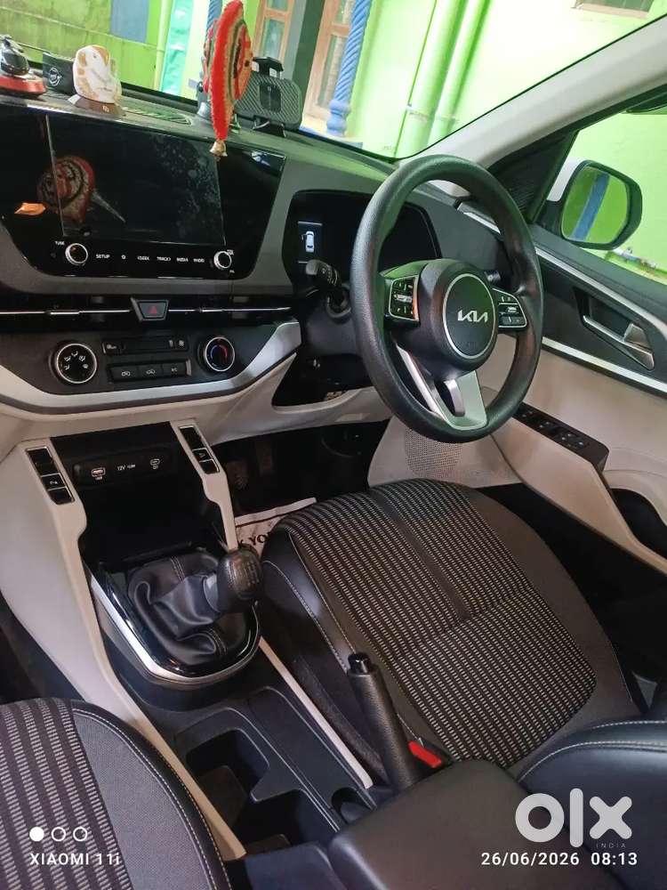 Kia Carens 2023 Petrol 18400 Km Driven