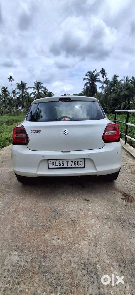 Maruti Suzuki Swift 1.2 Vxi (o), 2023, Petrol