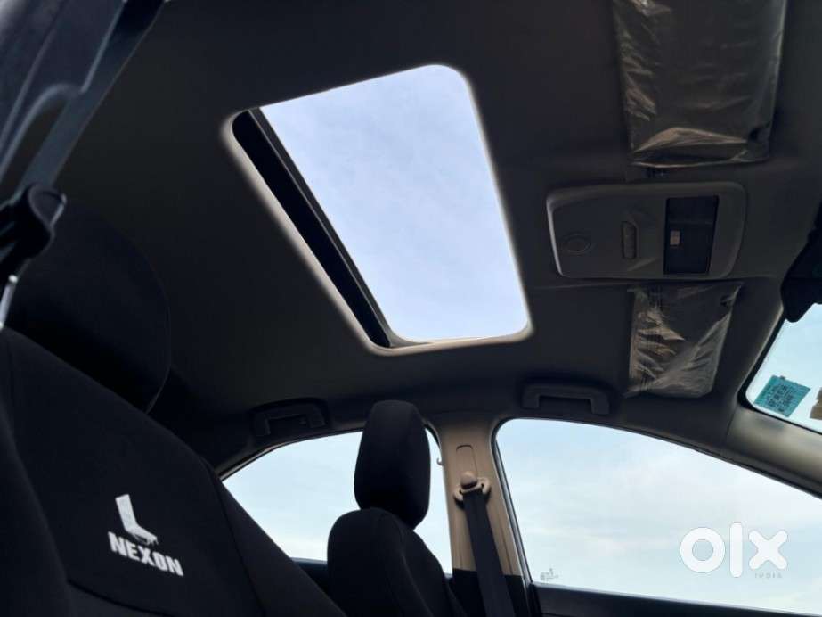 Tata Nexon 1.2 Revotron Xma Amt (s), 2021, Petrol