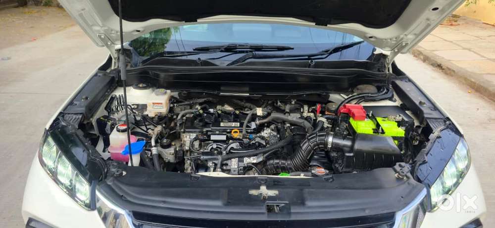 Maruti Suzuki Grand Vitara 1.5 Alpha Plus Intelligent Hybrid Ecvt, 2..