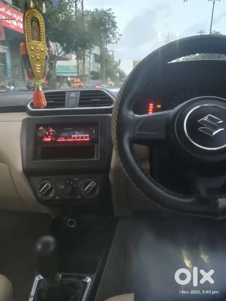 Maruti Suzuki Dzire 2017 Petrol Well Maintained