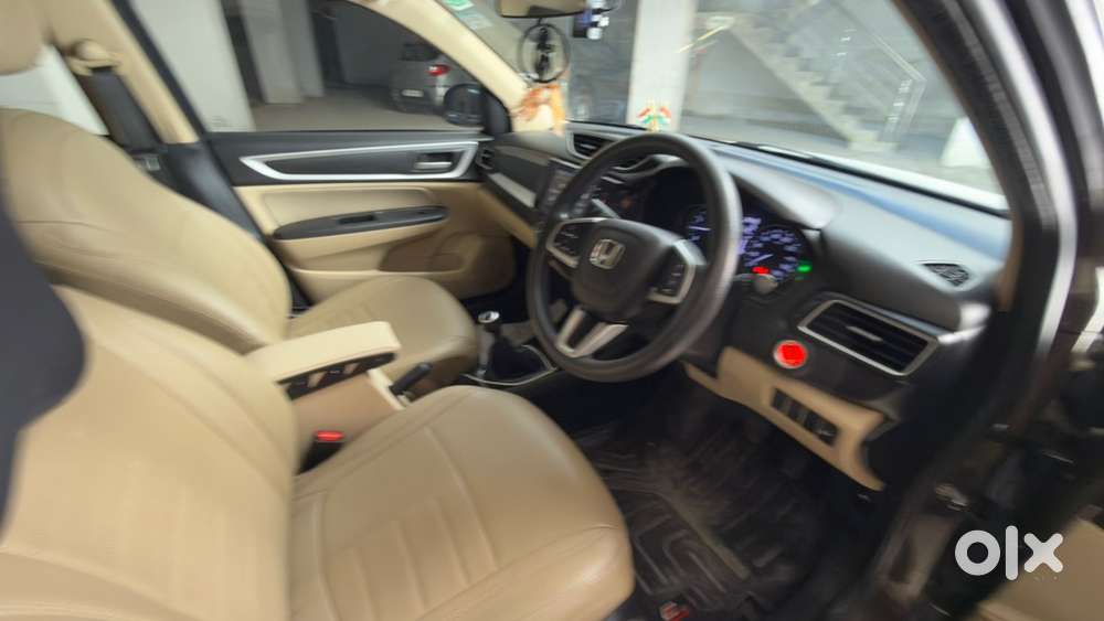 Honda Amaze Vx 2023  1st Owner  Warranty Till 2026  Excellent Cond.