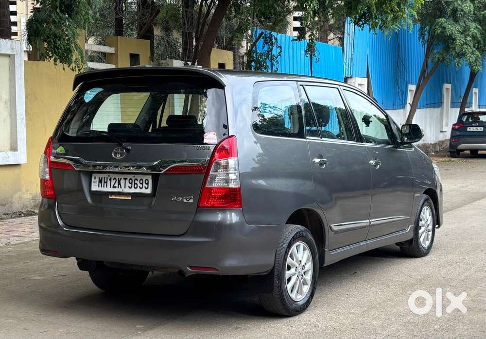 Toyota Innova 2.5 Ev Diesel Ms 7 Str Bsiii, 2014, Diesel