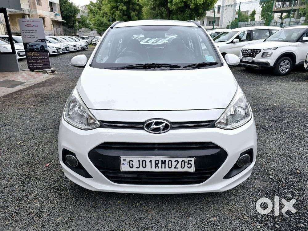 Hyundai I10 Sportz Option, 2015, Petrol