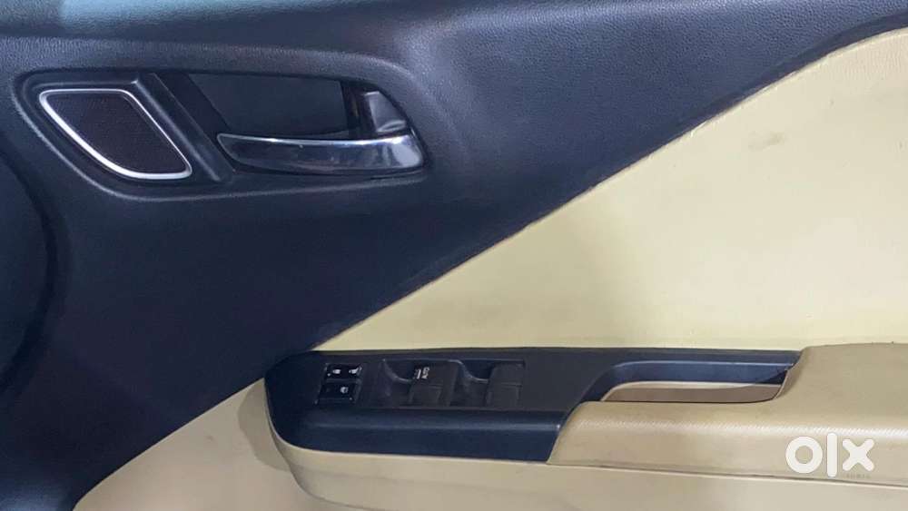 Honda City I-vtec V, 2018, Petrol