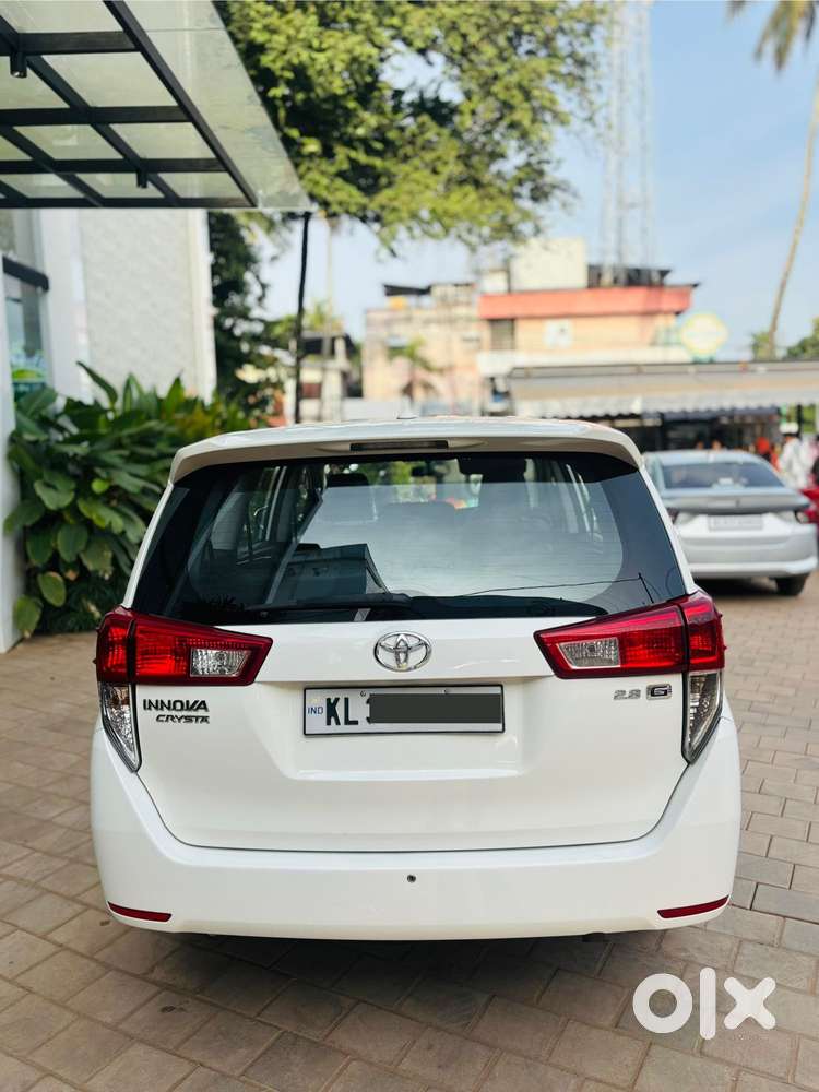 Toyota Innova Crysta 2.8 Gx At 8s, 2017, Diesel