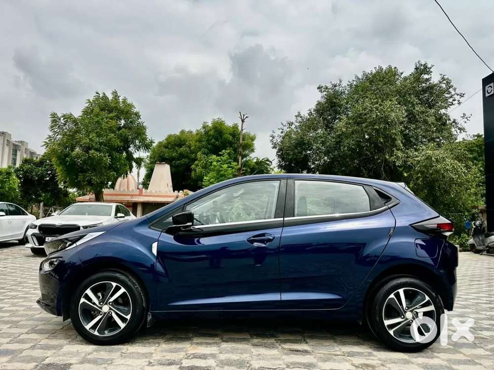 Tata Altroz Xza Plus (o) (s), 2023, Petrol