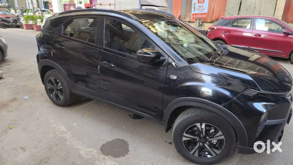 Tata Nexon Creative Plus Dca Dark Edition