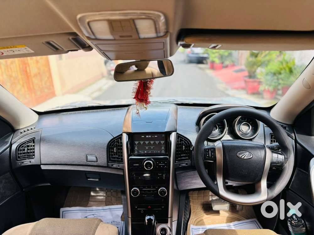 Xuv500 W7 (o) At  2018  1st Owner  Uk07