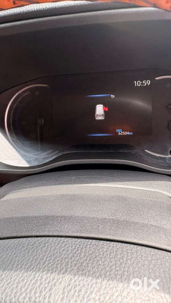 Toyota Innova Hycross 2023