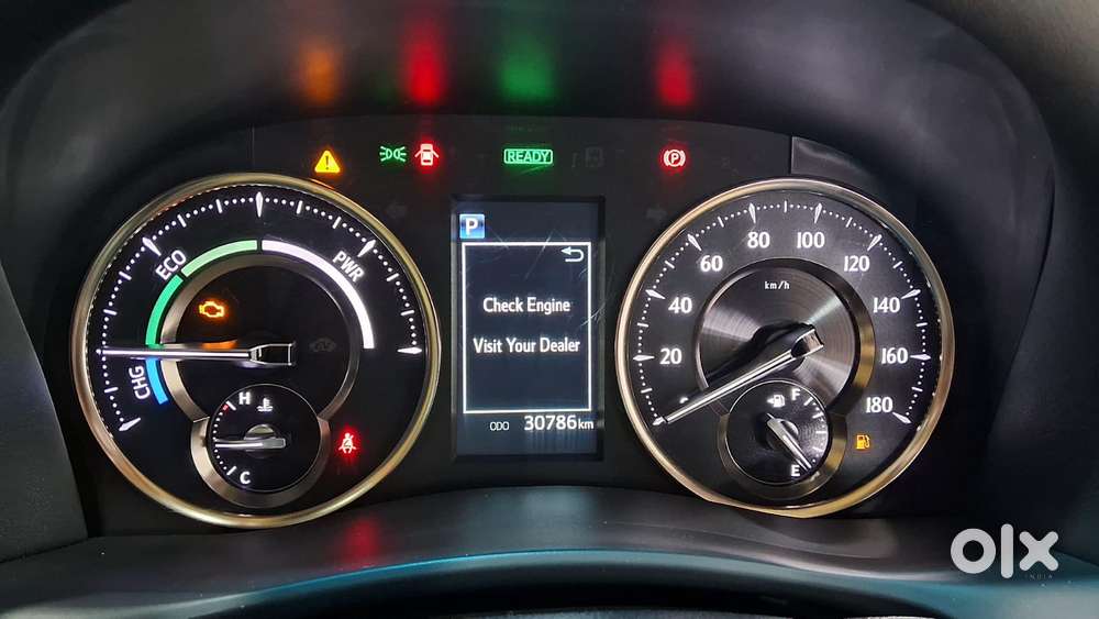 Toyota Vellfire 2.5 Executive Lounge, 2023, Petrol