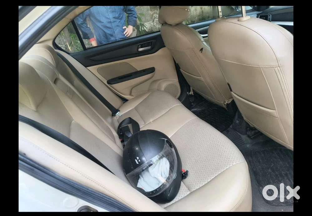 Honda Amaze 2022 Petrol 44103 Km