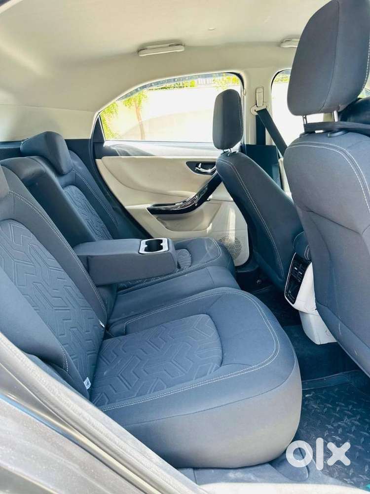 Tata Nexon 1.2 Revotron Xza Plus, 2021, Petrol