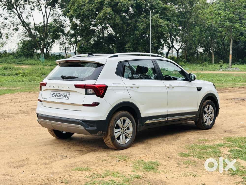 Skoda Kushaq 1.0 Tsi Ambition, 2022, Petrol