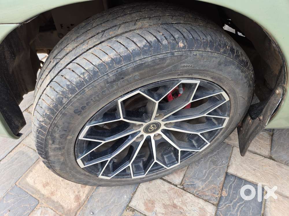 Toyota Innova 2.5 Gx 7 Str Bs-iii, 2012, Diesel