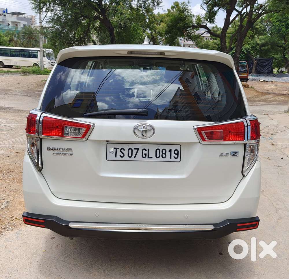 Toyota Innova Crysta 2.8z Automatic, 2018, Diesel