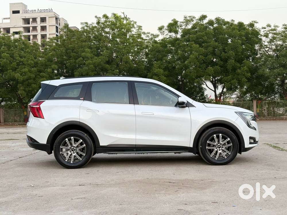 Mahindra Xuv700 2.2 Ax 7 Diesel Mt Luxury Pack Str, 2025, Diesel