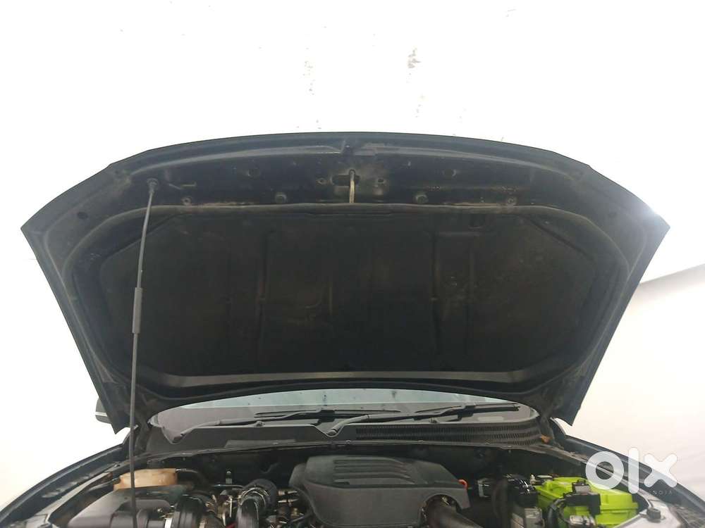 Mahindra Scorpio N Z8 L Petrol At 7 Str, 2023, Petrol