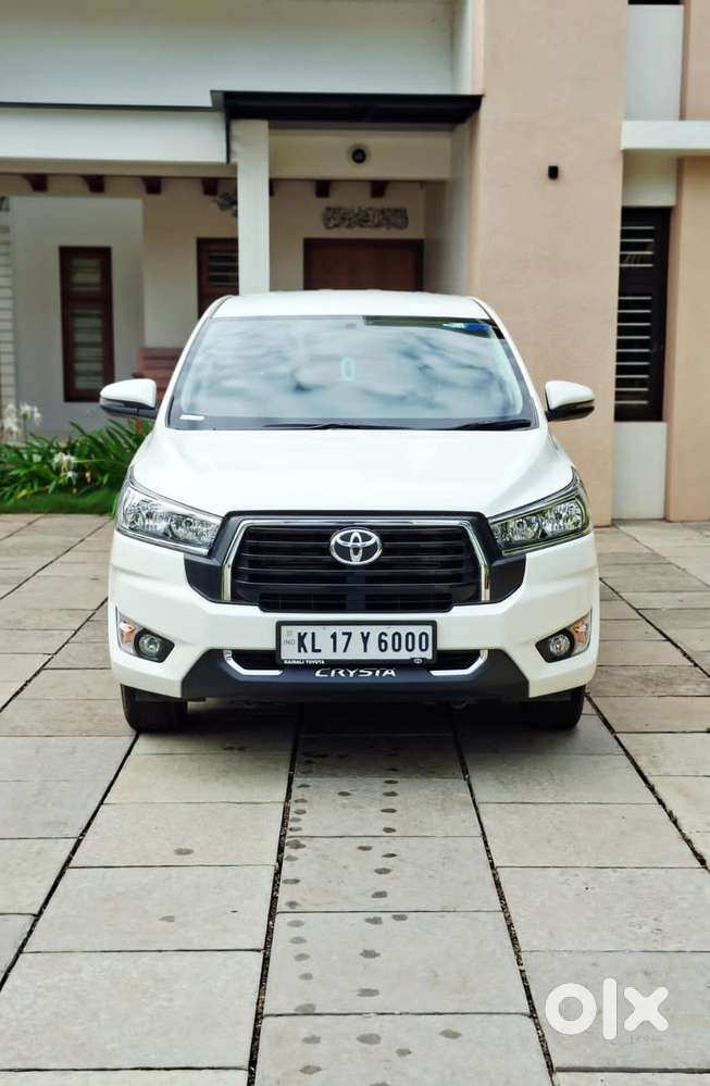 Toyota Innova Crysta [2020-ongoing] 2.4 Gx 7 Str, 2024, Diesel