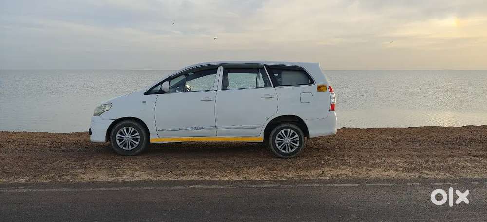 Toyota Innova 2014 Diesel 190000 Km Driven