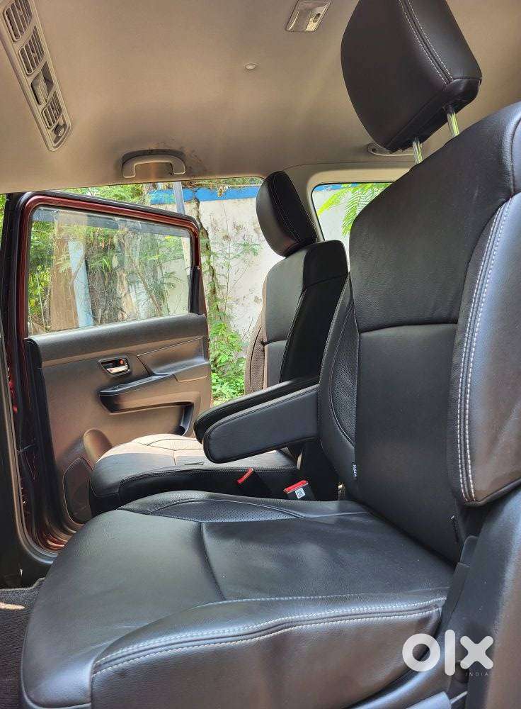 Maruti Suzuki Xl6 1.5 Alpha Mt, 2022, Petrol