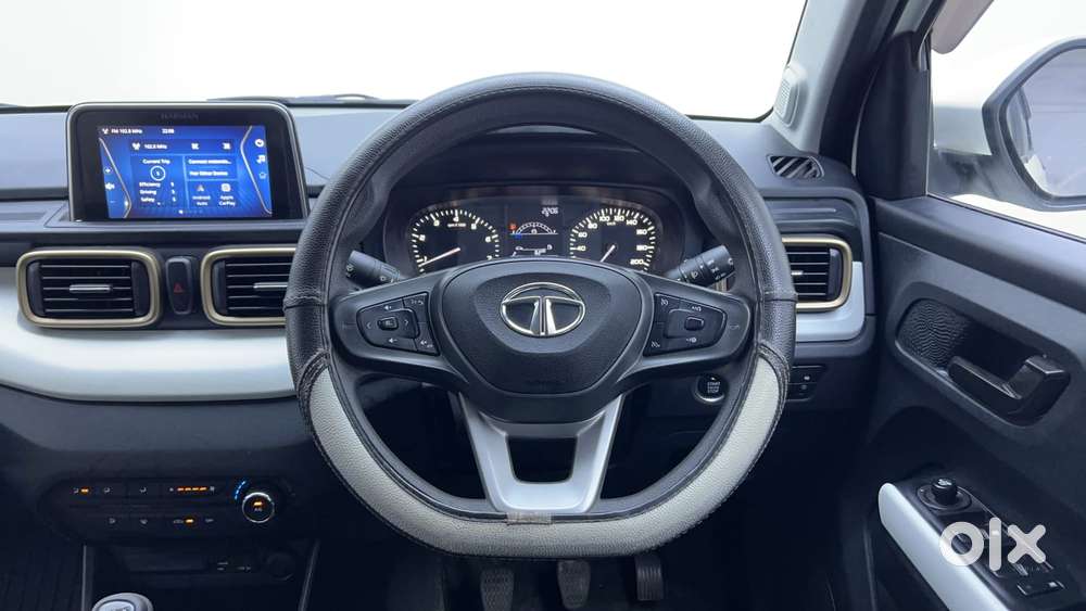 Tata Punch Accomplished, 2023, Petrol