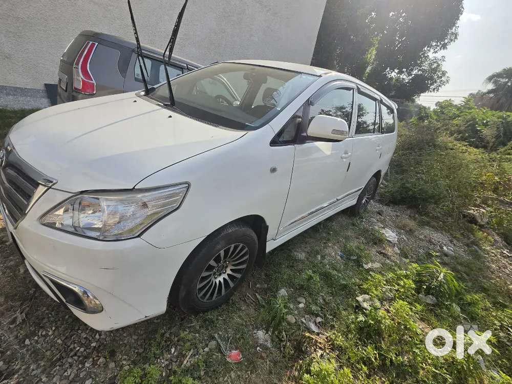 Toyota Innova 2.5 2011