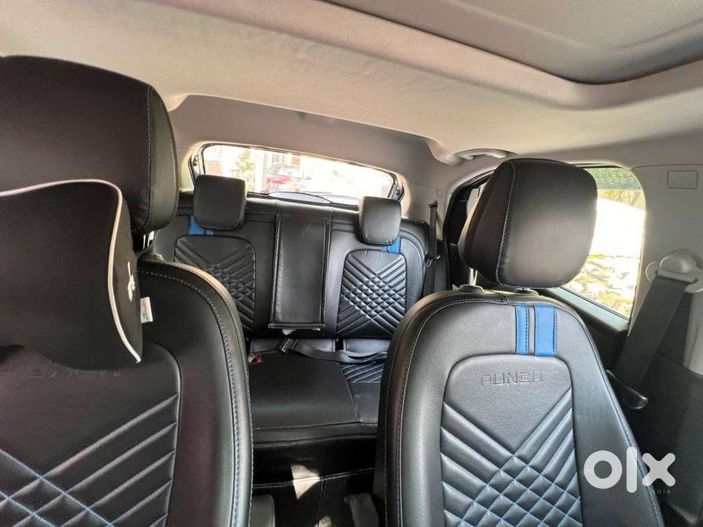 Tata Punch Creative Dual Tone Mt Sunroof, 2023, Petrol