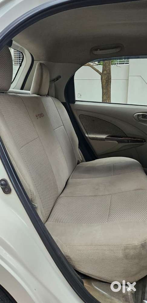 Toyota Etios Liva 2014-2016 V, 2014, Petrol
