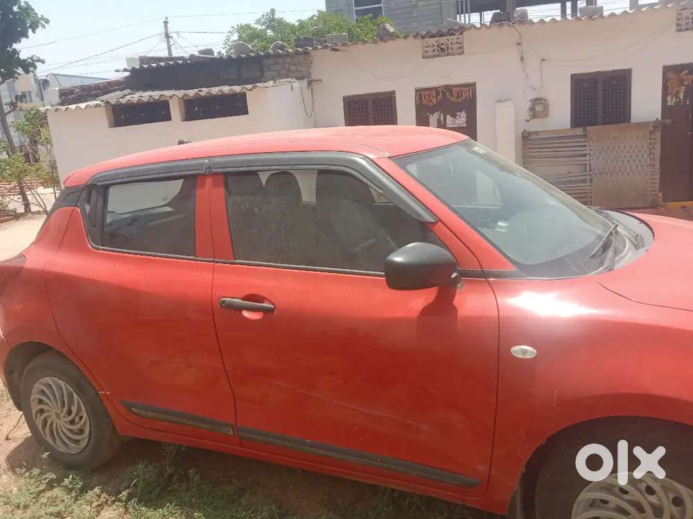 Maruti Suzuki Swift 2018 Petrol 125000 Km Driven