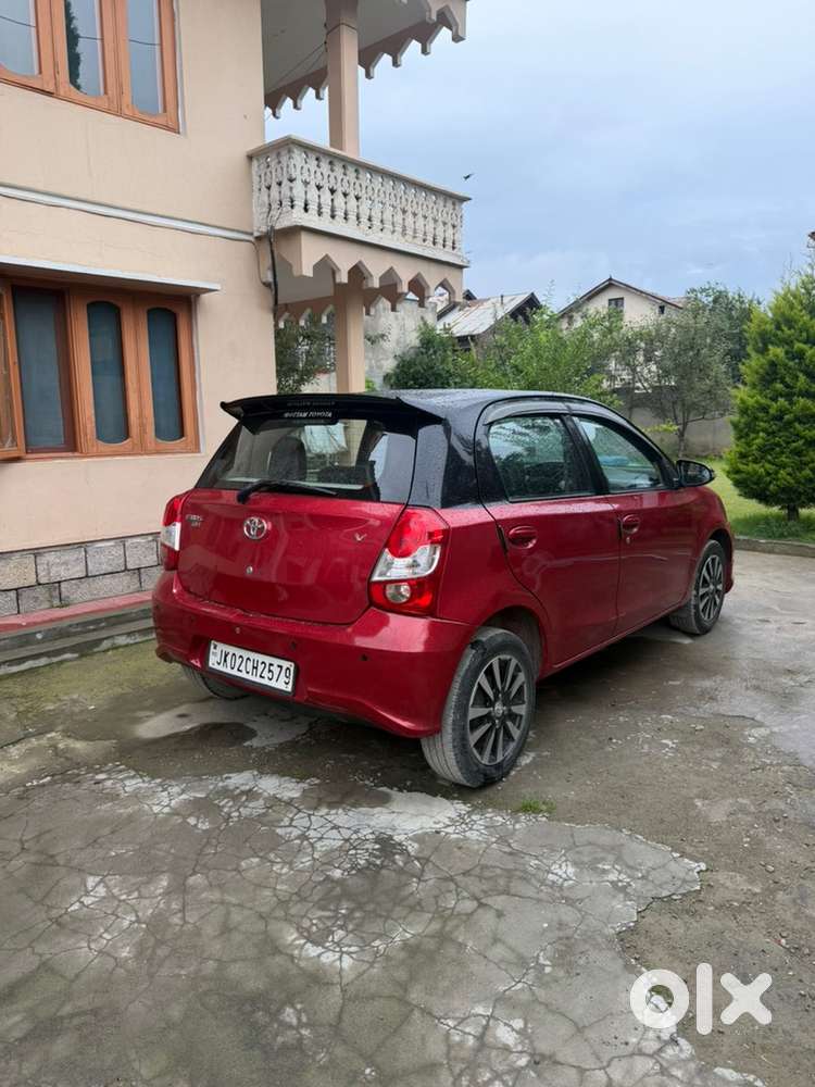 Toyota Etios Liva 2019 Dual Tone