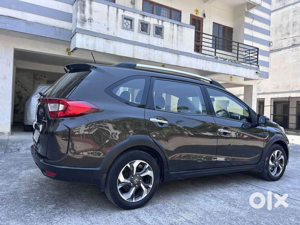 Honda Br-v Style Edition V Cvt, 2016, Petrol