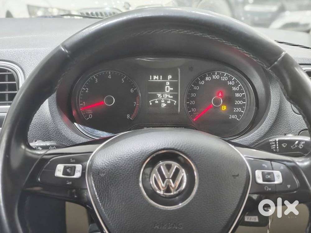 Volkswagen Vento 1.2 Tsi Highline Plus At, 2019, Petrol
