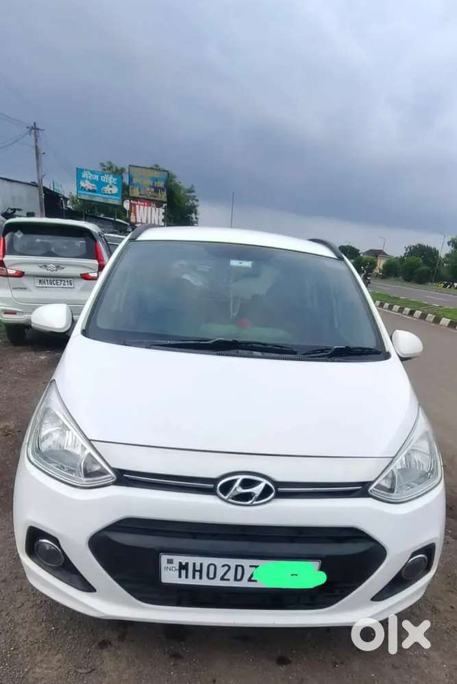 Hyundai Grand I10 2015 Car