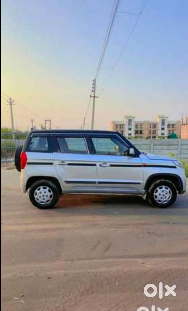 Mahindra Tuv 300 T4, 2017, Diesel