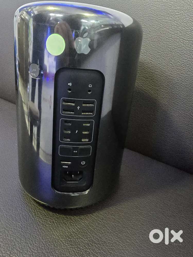 Mac Pro Intel xeon E5 64gb ram 1tb 12gb graphics - Computers