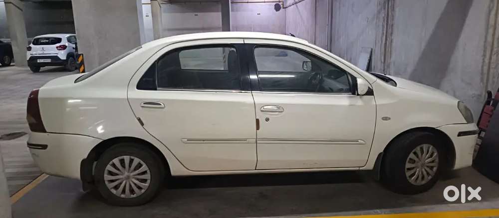 Toyota Etios 2011 Cng