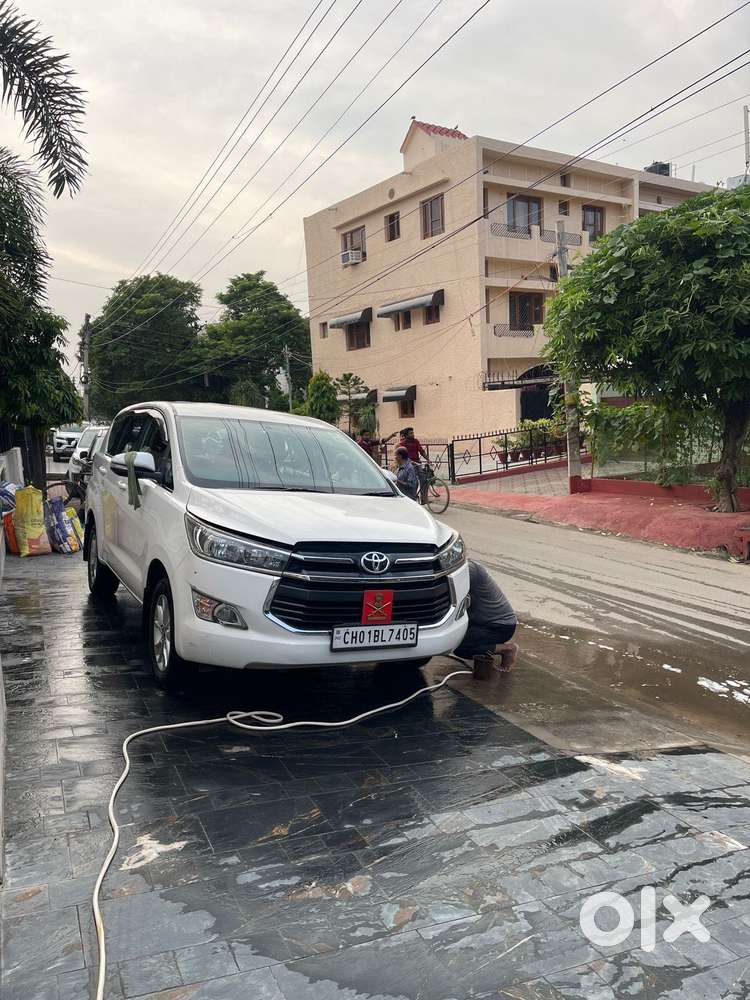 Toyota Innova Crysta 2.8 Gx At 7 Str, 2017, Diesel