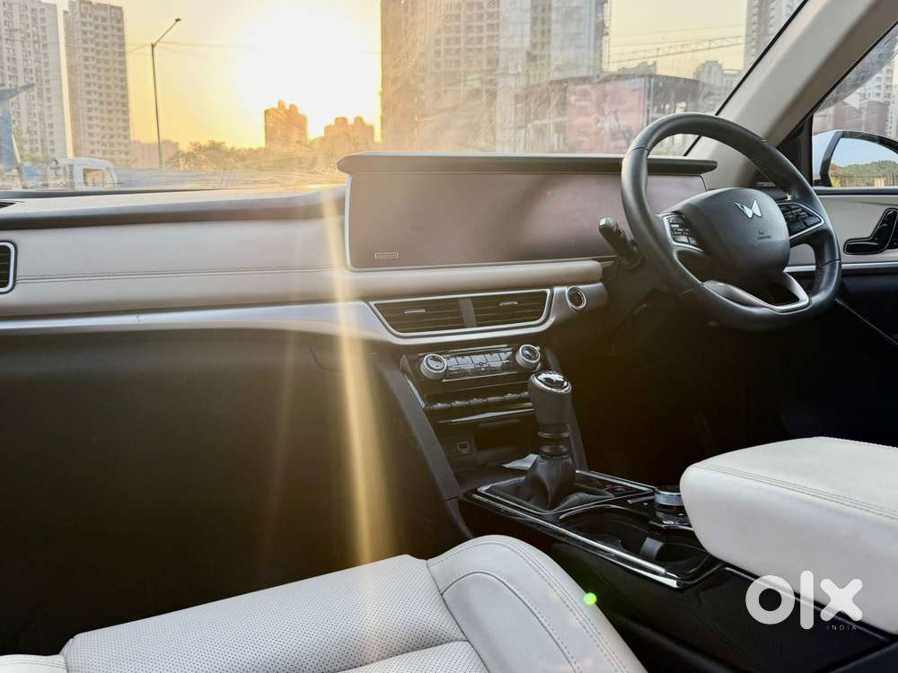 Mahindra Xuv700 2.2 Ax 7 Diesel Mt Str, 2023, Diesel