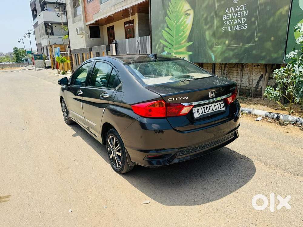 Honda City, 2022, Petrol