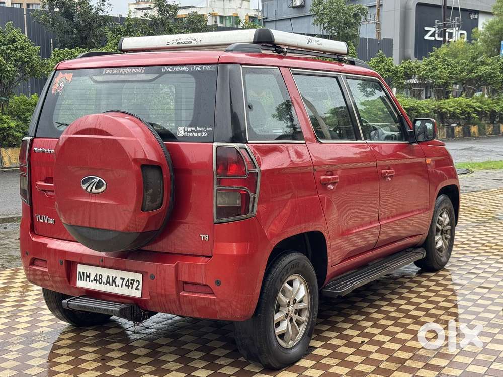 Mahindra Tuv 300 Mhawk100 T8 Dual Tone, 2016, Diesel