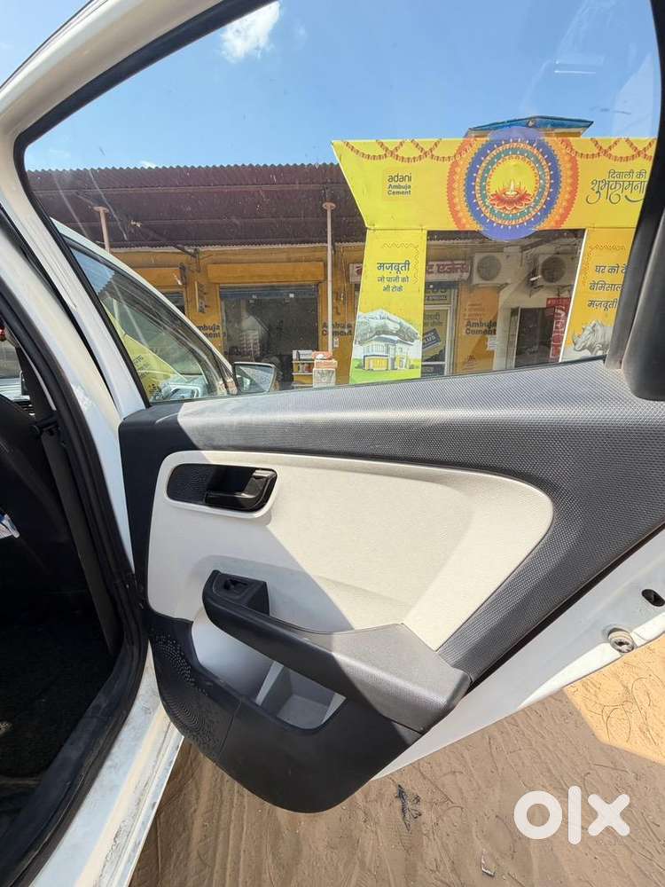 Tata Altroz 2024 Diesel Well Maintained