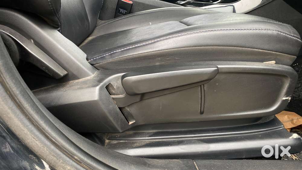 Tata Altroz Xza Plus (s) Dark Edition, 2023, Petrol