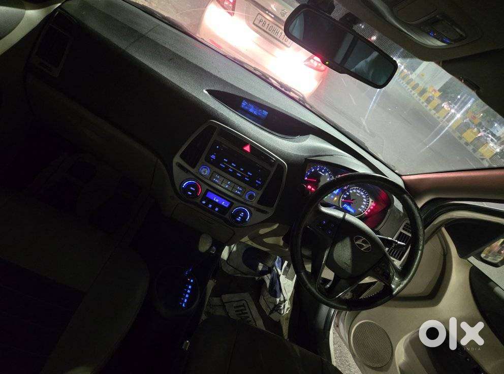 Hyundai I20 Sportz At 1.4, 2012, Petrol