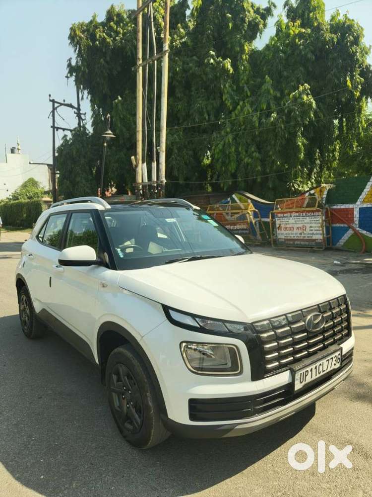 Hyundai Venue [2022-ongoing] 1.2 S, 2023, Petrol