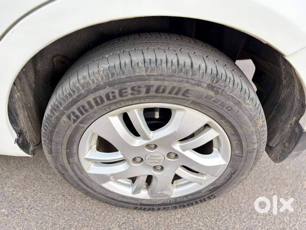 Maruti Suzuki Swift Dzire Zdi Bsiv, 2012, Diesel